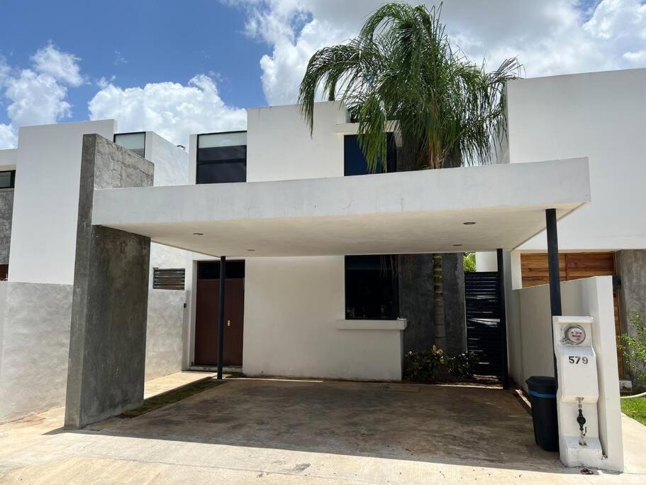Residencia “Sac Uh” Villa Merida Bagian luar foto